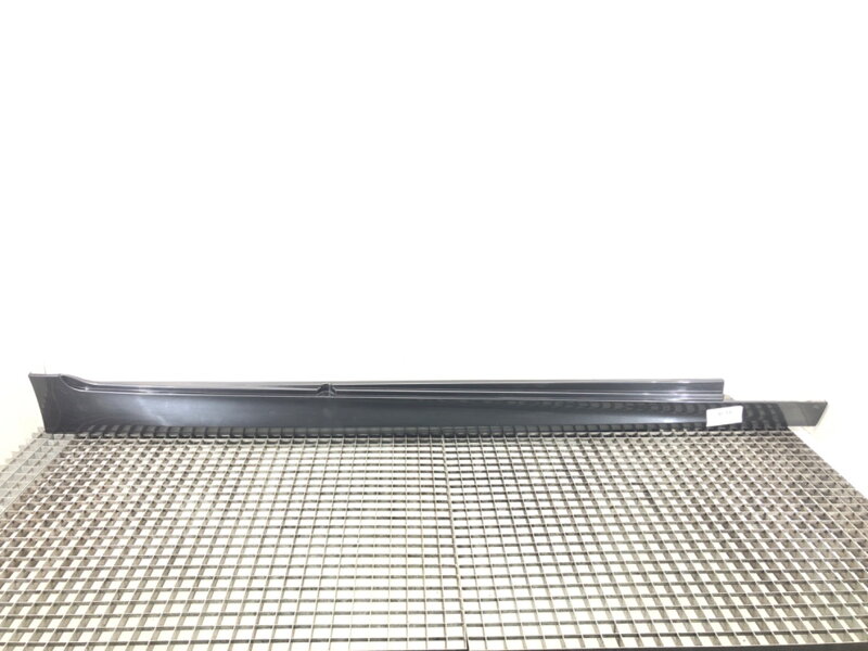 Lišta prahová pravá BMW 5 Touring (F11) 2009 - 2017 7847026