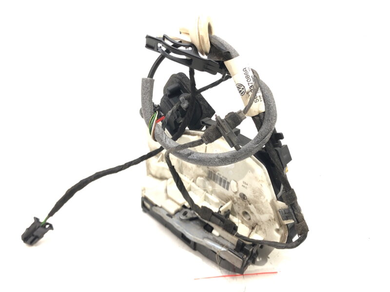 Zámok dverí pravý predný VW Golf VII (5G1, BQ1, BE1, BE2) 2012 - 2022 5K1837016D