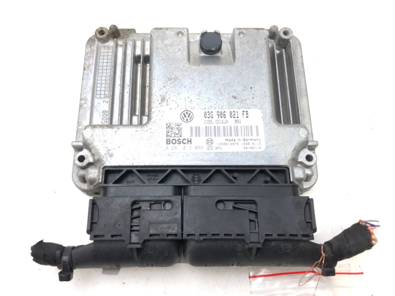 Riadiaca jednotka motora VW Passat B6 Variant (3C5) 2005 - 2011 03G906021FB