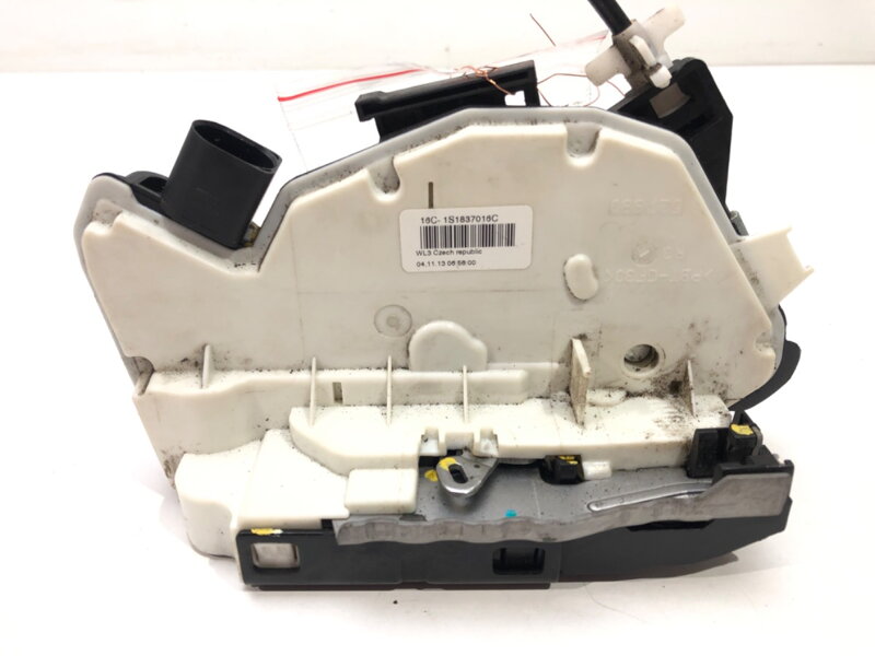 Zámok dverí pravý predný Skoda Superb II Kombi (3T5) 2009 - 2015 1S1837016C