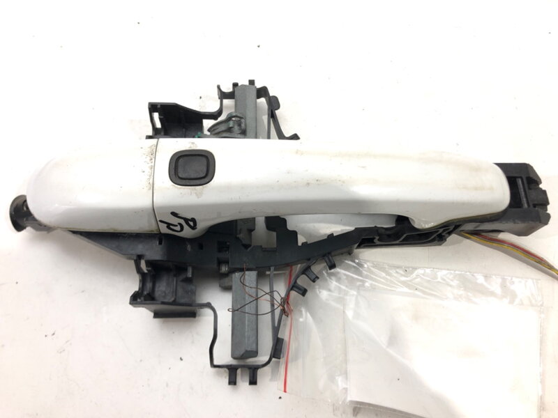 Kľučka vonkajšia pravá predná Jaguar XF Sportbrake (X250) 2012 - 2015