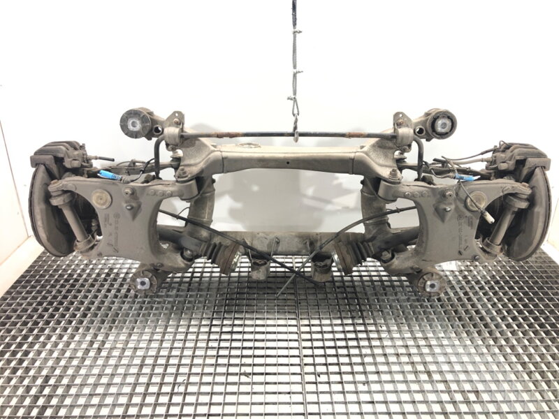 Výstuha zadná BMW 6 (E63) 2003 - 2010