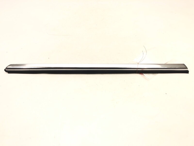 Lišta blatníka chróm pravá predná Opel Zafira Tourer C (P12) 2011 - 2022 20808478