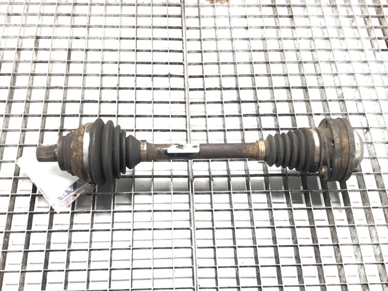 Poloos pravá predná VW Scirocco III (137, 138) 2008 - 2017