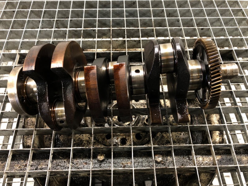 Hriadeľ kľukový VW Polo (9N_, 9A_) 2001 - 2014 03DD