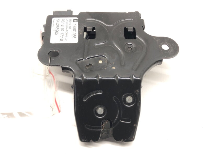 Zámok veka batožinového priestoru zadný Opel Insignia A (G09) 2008 - 2017 13501988