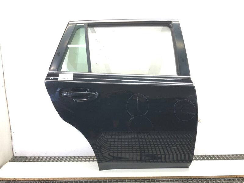 Dvere pravé zadné Subaru Legacy V Kombi (BR) 2008 - 2014