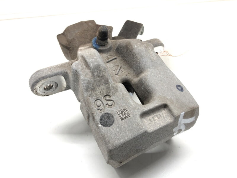 Brzdový strmeň pravý zadný Suzuki SX4 S-cross (JY) 2013 - 2022