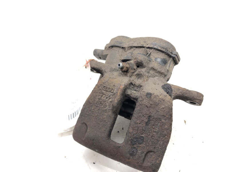 Brzdový strmeň pravý zadný Audi A4 B8 Avant (8K5) 2007 - 2015