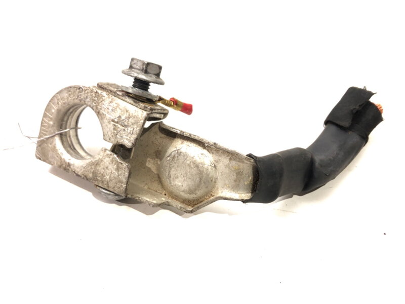 PÓL / svorka (BATÉRIE) plusová Ford Mondeo V Sedan (CD) 2012 - 2022