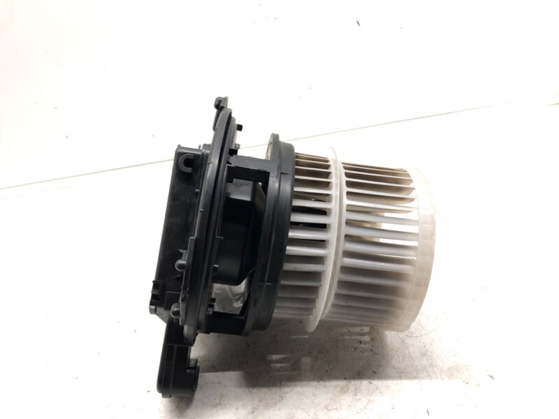 Ventilátor kúrenia Toyota Corolla Sedan (_E21_) 2019 - 2022