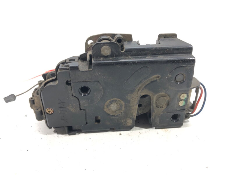 Zámok dverí pravý predný VW Bora Variant (1J6) 1999 - 2005