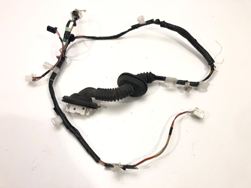 Kabeláž dvere zadná ľavá Toyota Avensis Sedan (_T27_) 2008 - 2018 82154-05260