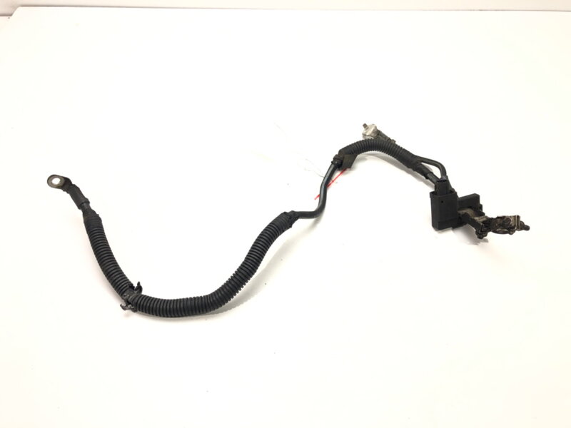 PÓL / svorka (BATÉRIE) mínusová Toyota Avensis Sedan (_T27_) 2008 - 2018