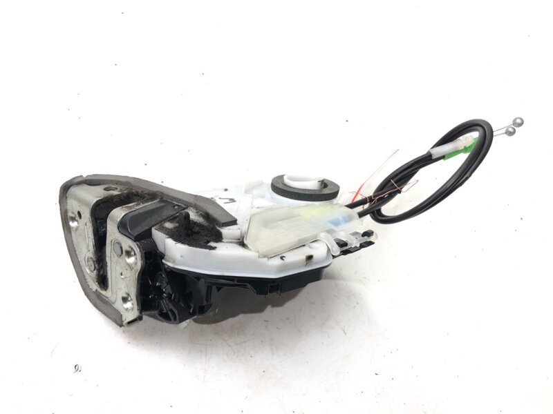 Zámok dverí ľavý zadný Toyota Aygo (_B4_) 2014 - 2022