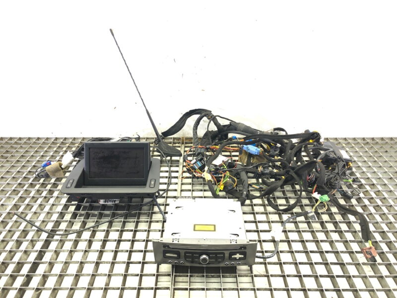 Rádio navigácia anténa displej sada Peugeot 308 I (4A_, 4C_) 2007 - 2016 96650424ZD 96661987XH