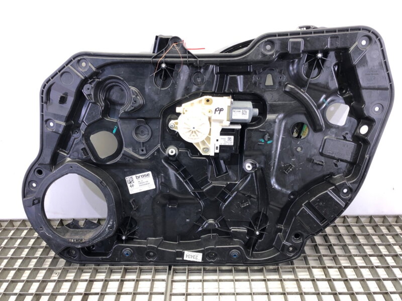 Sťahovačka okna pravá predná Alfa Romeo Giulia (952_) 2015 - 2022 00505598020