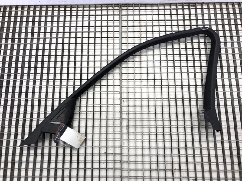 Kryt rámu okná predný pravý BMW 3 (F30, F80) 2011 - 2018