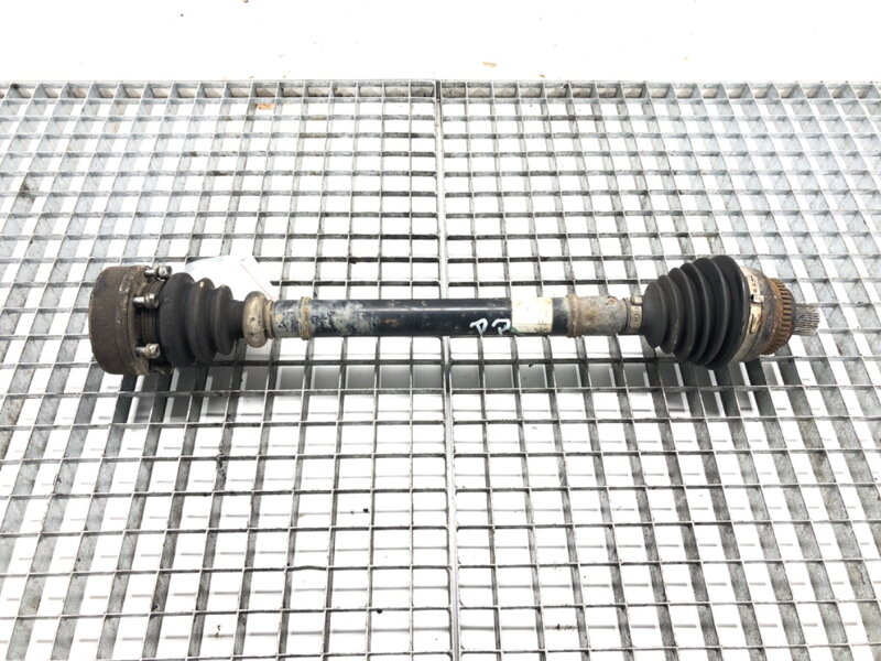 Poloos pravá predná Audi A6 C4 (4A2) 1994 - 1997 4A0407272D