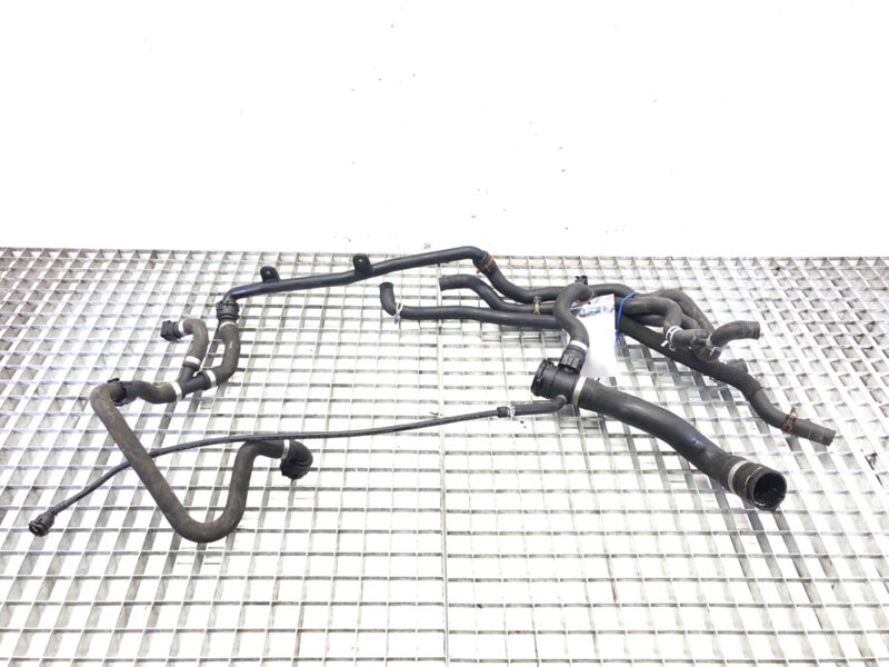 Hlavné potrubie vody BMW 5 (F10) 2009 - 2016 7619696 9119169