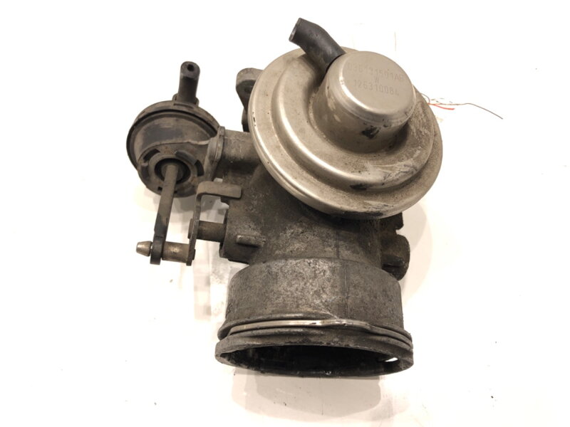 Škrtiaca klapka Seat Cordoba (6L2) 2002 - 2009 038131501AB