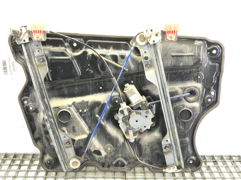 Sťahovačka okna pravá predná Nissan Altima (L31) 2001 - 2007 807308J105