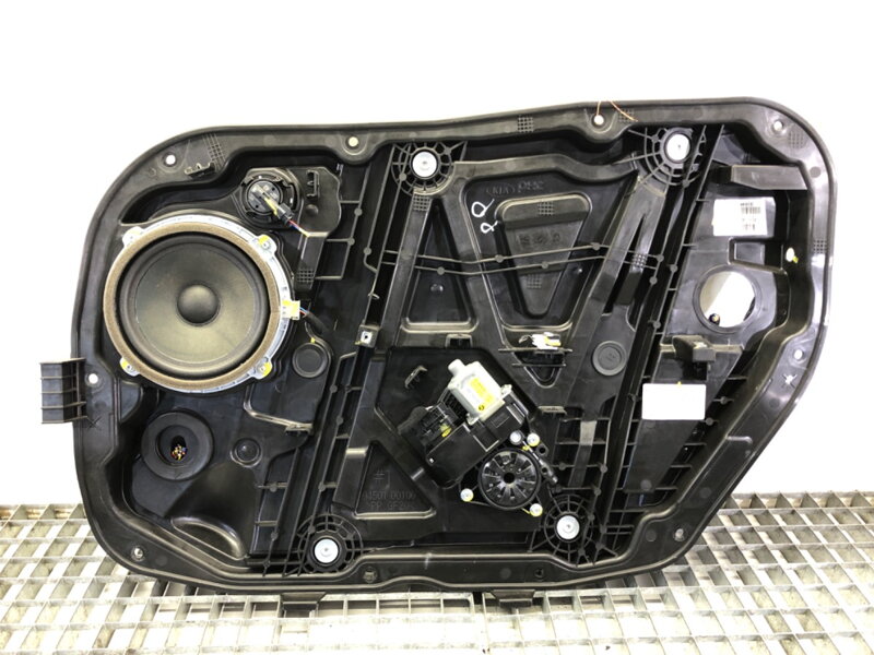 Sťahovačka okna pravá predná KIA Ceed Sportswagon (CD) 2018 - 2022 82480-J7060