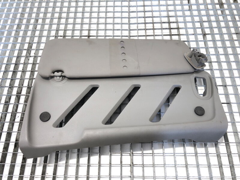 Slnečné clonítko pravé Renault Master III (FV) 2010 - 2022