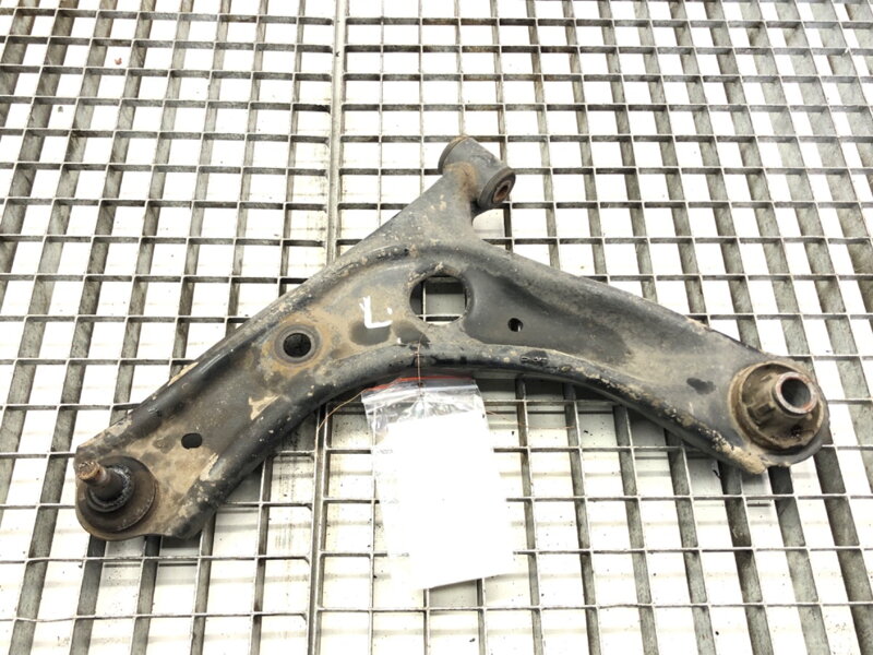 Rameno ľavé predné Toyota Aygo (_B4_) 2014 - 2022