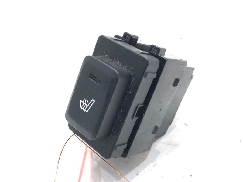 Ovládanie výhrievania sedačky KIA Sportage III (SL) 2009 - 2022