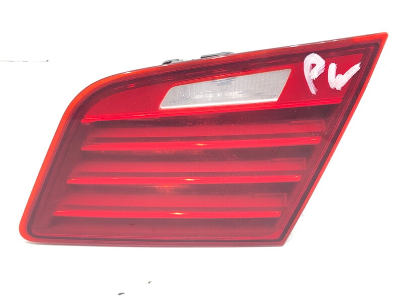 Svetlo zadné pravé vnútorné BMW 5 (F10) 2009 - 2016