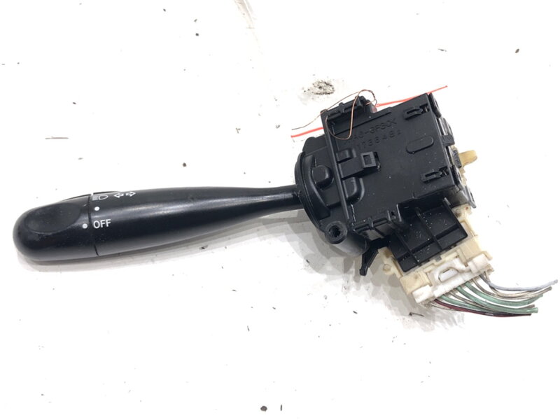 Prepínač smeroviek Toyota Yaris (_P1_) 1999 - 2005