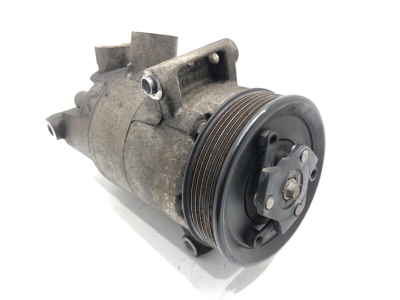 Kompresor klimatizácie Skoda Octavia III Combi (5E5, 5E6) 2012 - 2022 5Q0820803B