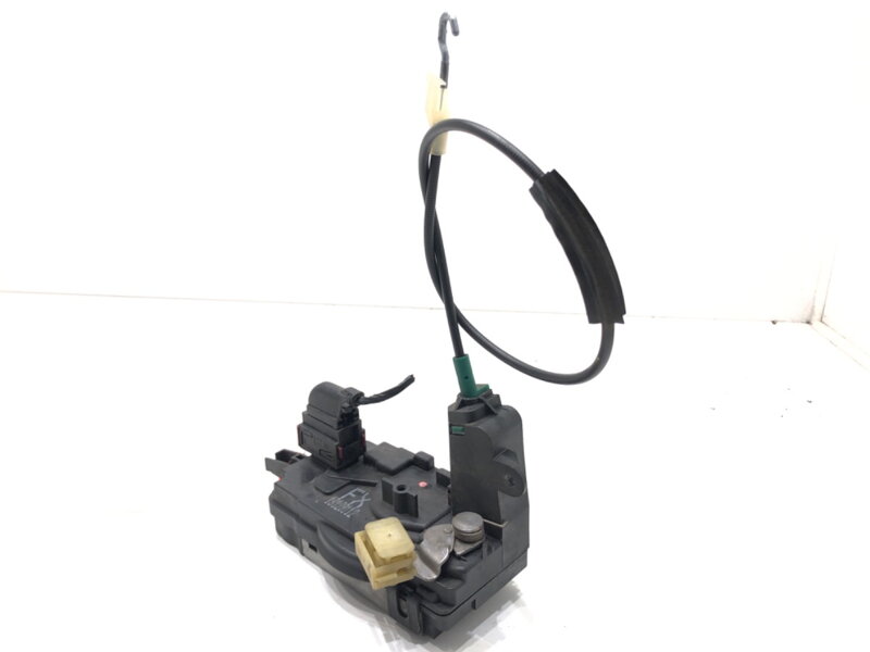 Zámok dverí pravý predný Opel Astra H Kombi (A04) 2004 - 2014 13128112