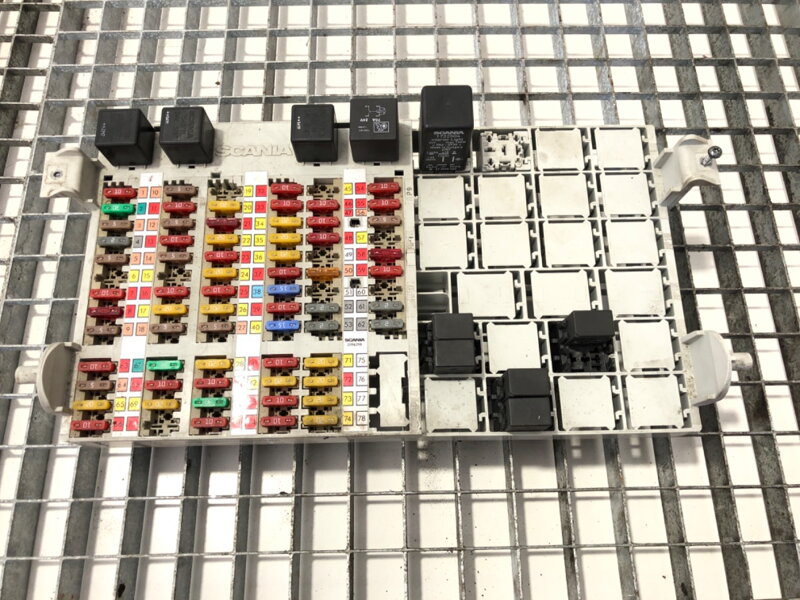 Poistková skrinka Scania P , G , R , T - Series 2003 - 2022 2096304