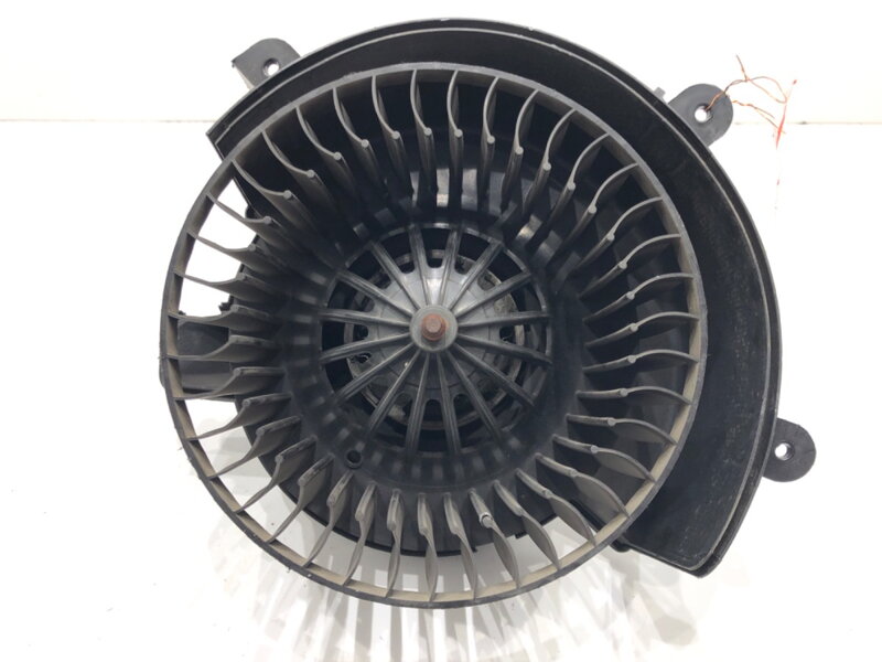 Ventilátor kúrenia Opel Zafira B (A05) 2005 - 2015 D9376000