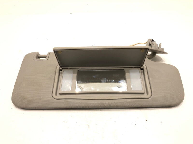 Slnečné clonítko pravé Opel Insignia A Sports Tourer (G09) 2008 - 2017