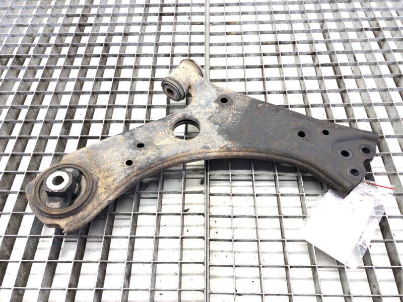 Rameno ľavé predné Fiat Tipo Sedan (356_) 2015 - 2022