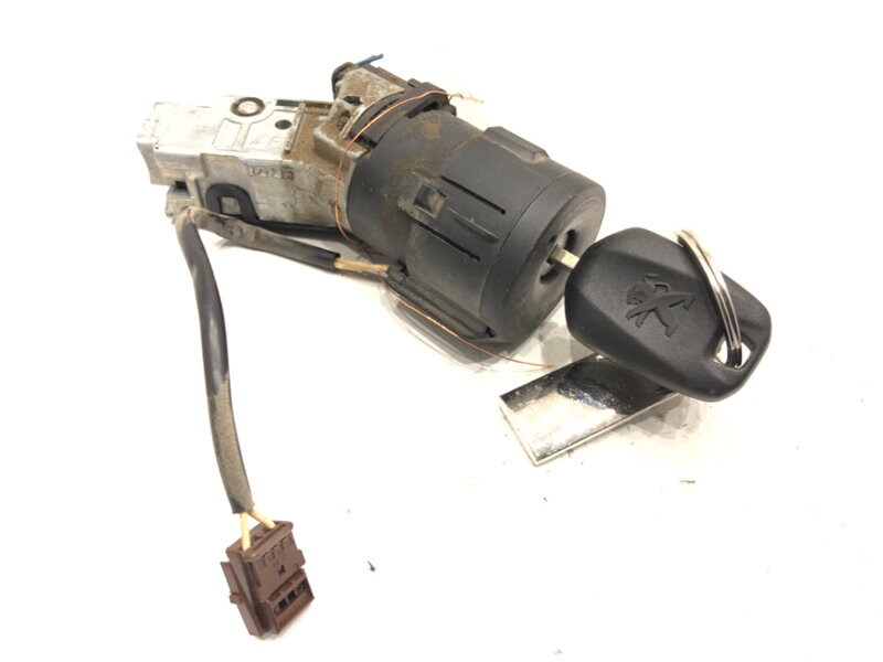 Spínacia skrinka Peugeot 308 SW II (LC_, LJ_, LR_, LX_, L4_) 2014 - 2021 9663123380