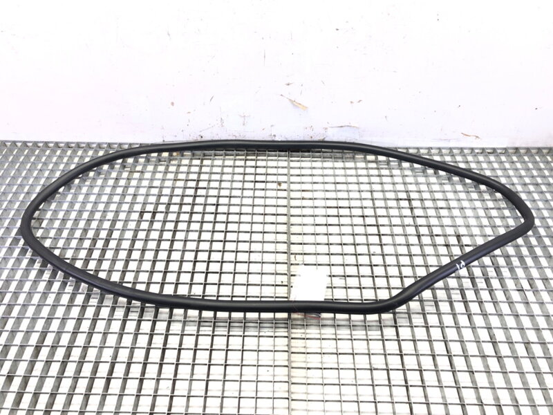 Tesnenie dverí zadné pravé Jeep Compass (MP, M6) 2016 - 2022