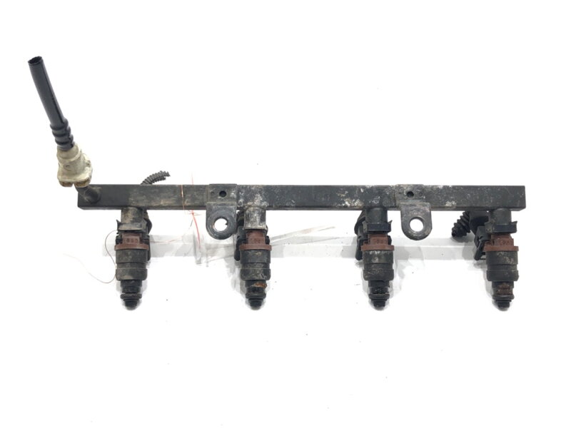 Vstrekovacia rampa Chevrolet Lacetti (J200) 2003 - 2022