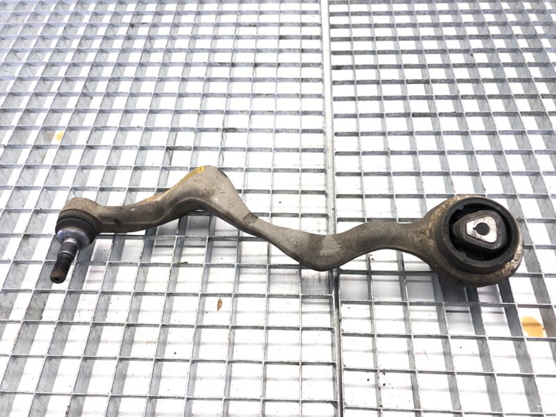 Rameno pravé predné BMW 3 Touring (E91) 2004 - 2012