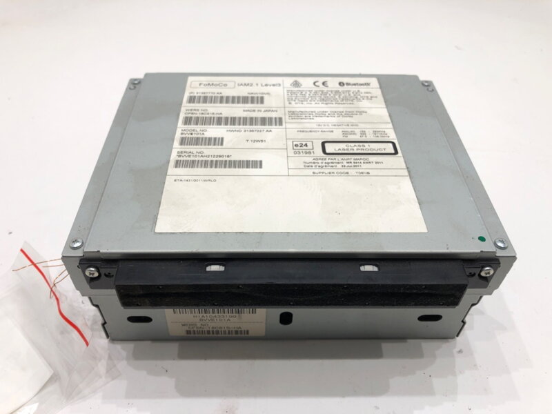 Rádio Volvo XC60 I SUV (156) 2008 - 2017 31357770