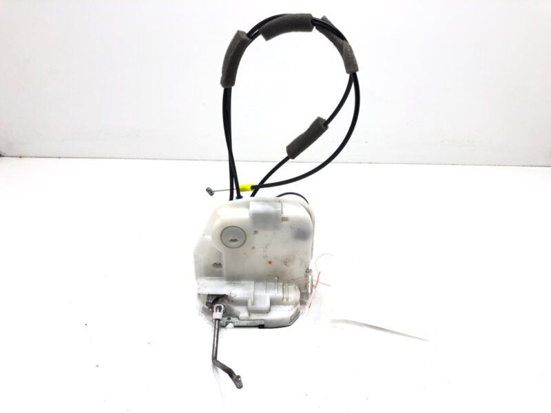 Zámok dverí ľavý predný Mitsubishi Mirage / Space Star VI Liftback (A0_A) 2012 - 2022 5715A919S