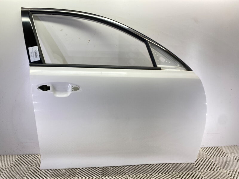 Dvere pravé predné KIA Optima Sportswagon (JF) 2016 - 2022