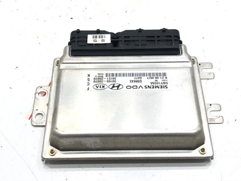 Riadiaca jednotka motora KIA Sportage II (JE_, KM) 2004 - 2022 39103-23070