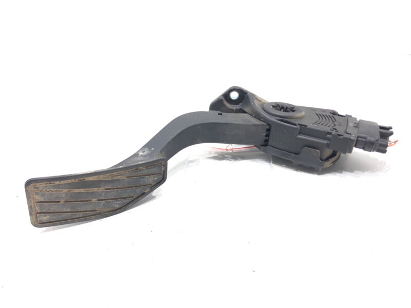 Plynový pedál Suzuki Grand Vitara II (JT, TE, TD) 2005 - 2022 15900-65J00