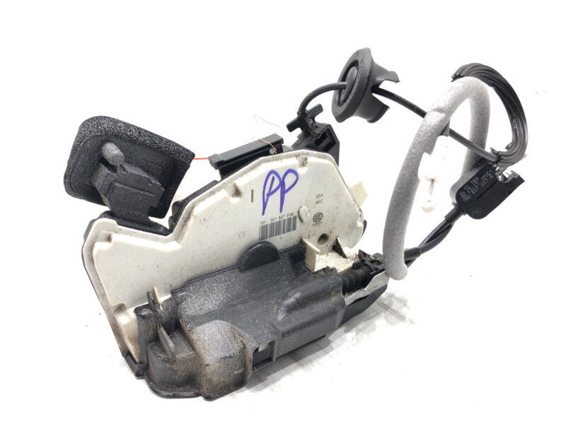 Zámok dverí pravý predný Seat Leon (5F1) 2012 - 2022 5K1837016E
