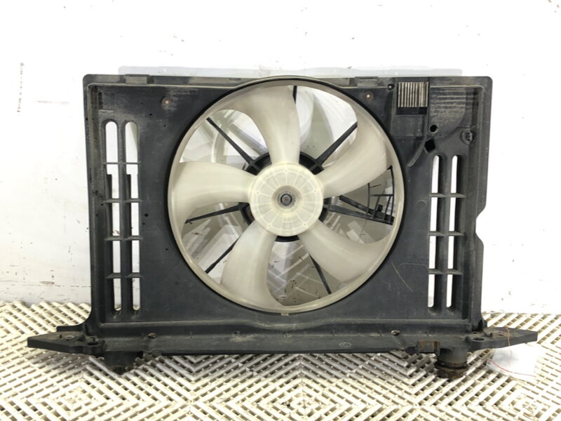 Ventilátor chladiča Toyota Auris (_E15_) 2006 - 2012