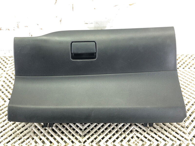 Odkladacia schránka spolujazdca Toyota Auris (_E15_) 2006 - 2012 55552-02130